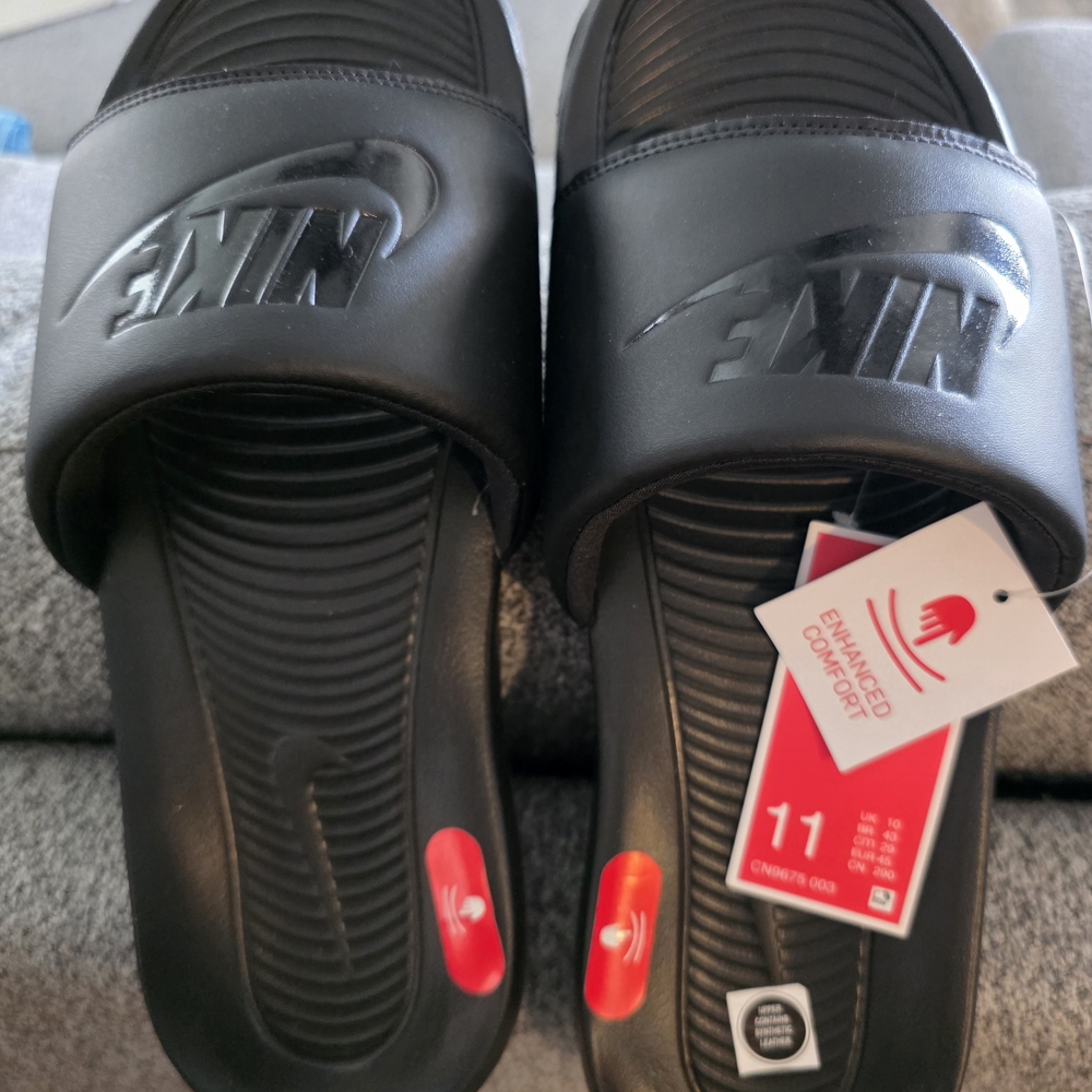 NWT Nike 'Victori One' Black Slide Sandals - Men’s 11